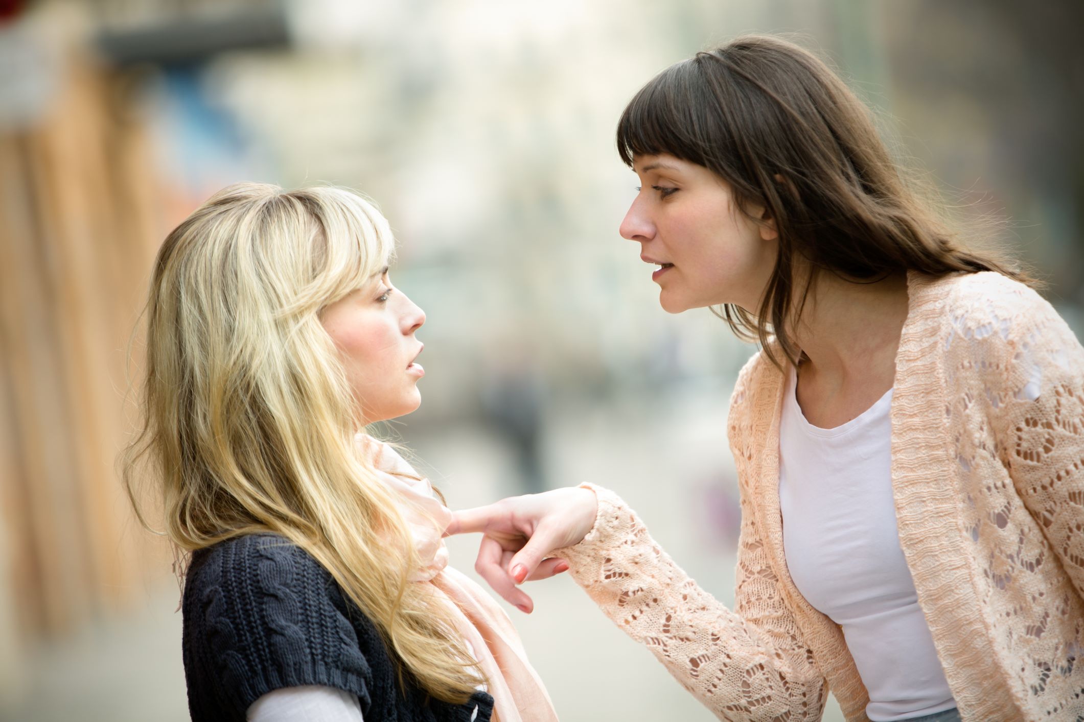 5 Genius Ways To Protect Your Good Daughter From Her Manipulative Sibling