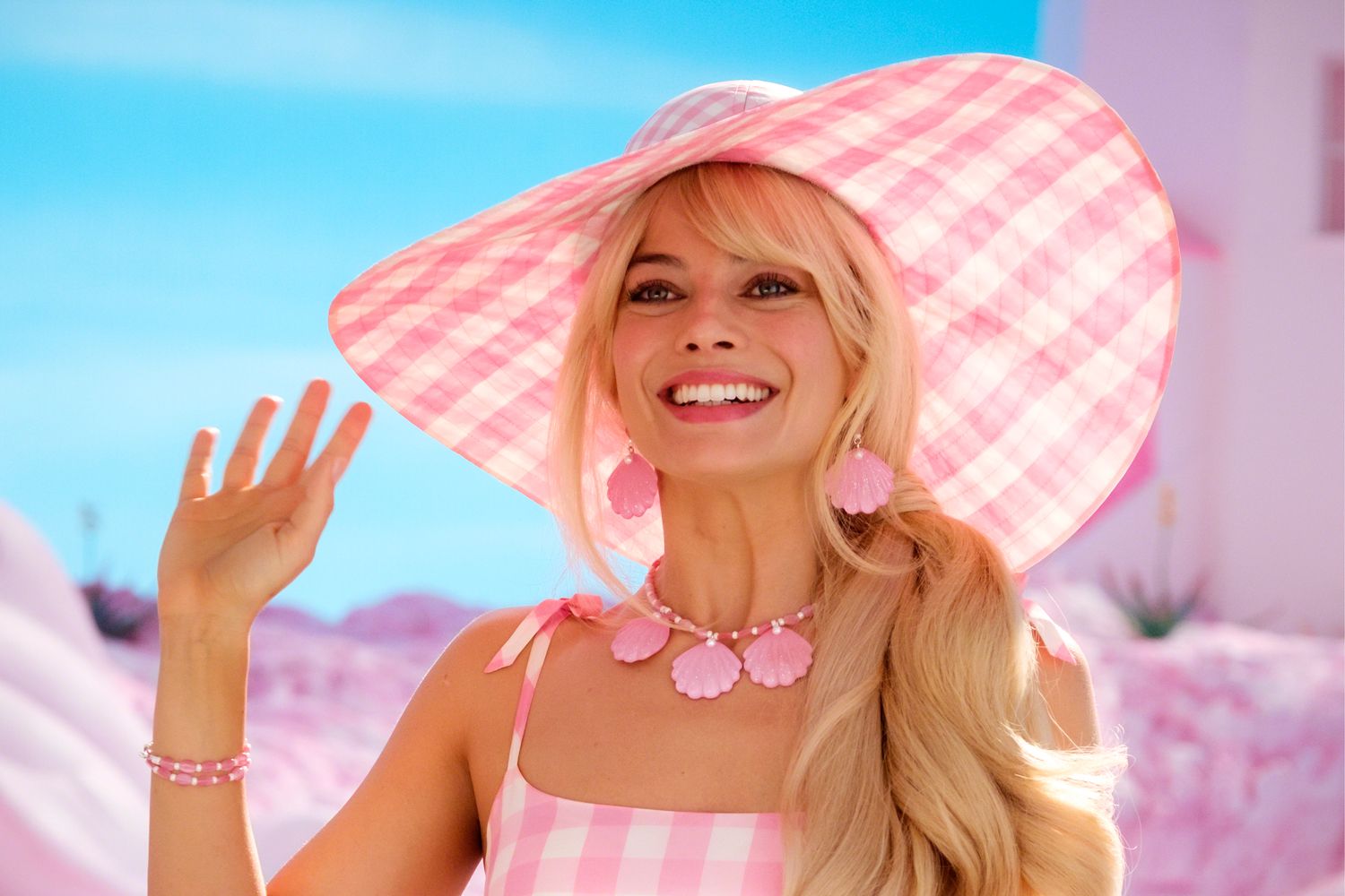 Barbie's Life-Size Measurements: Shocking Similarity To Margot Robbie!