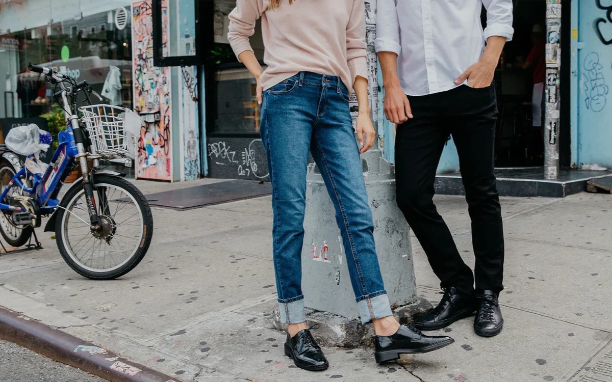 Breaking Gender Norms: Why Men Are Rocking Women's Jeans!
