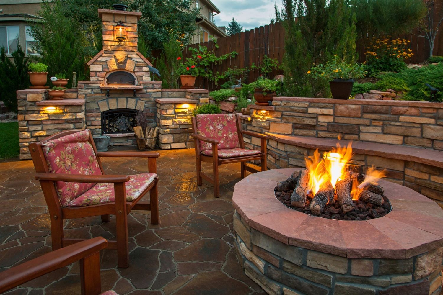 Check Out The Most Amazing Fire Pit For Your Landscaping Needs!
