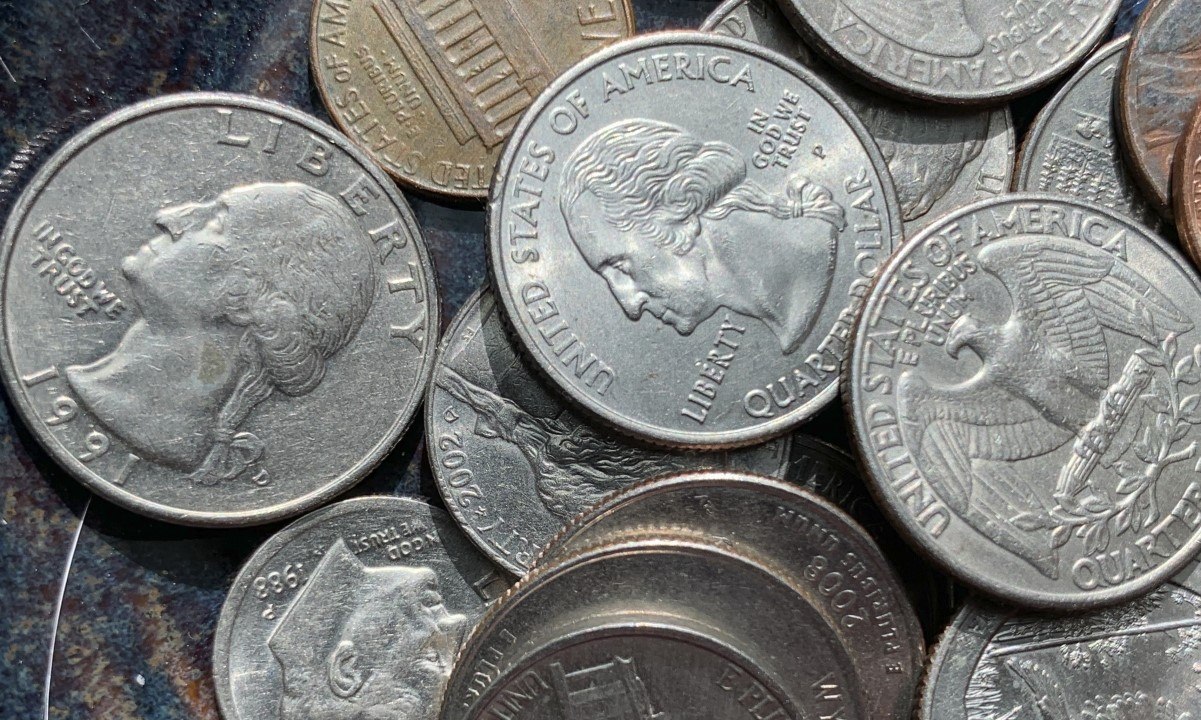 Discover The Surprising Number Of US Quarters In Just 1 Ounce!