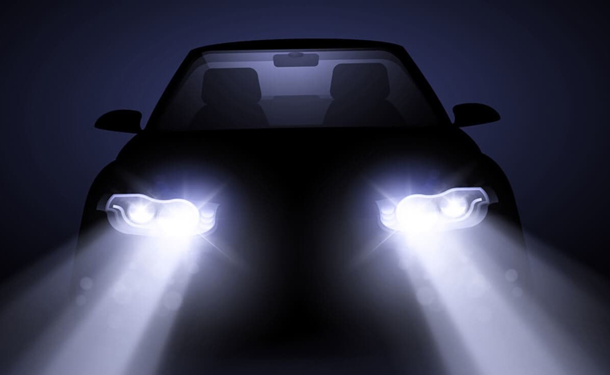 Genius Hack: How To Turn The Tables On Headlight Blinding Drivers!