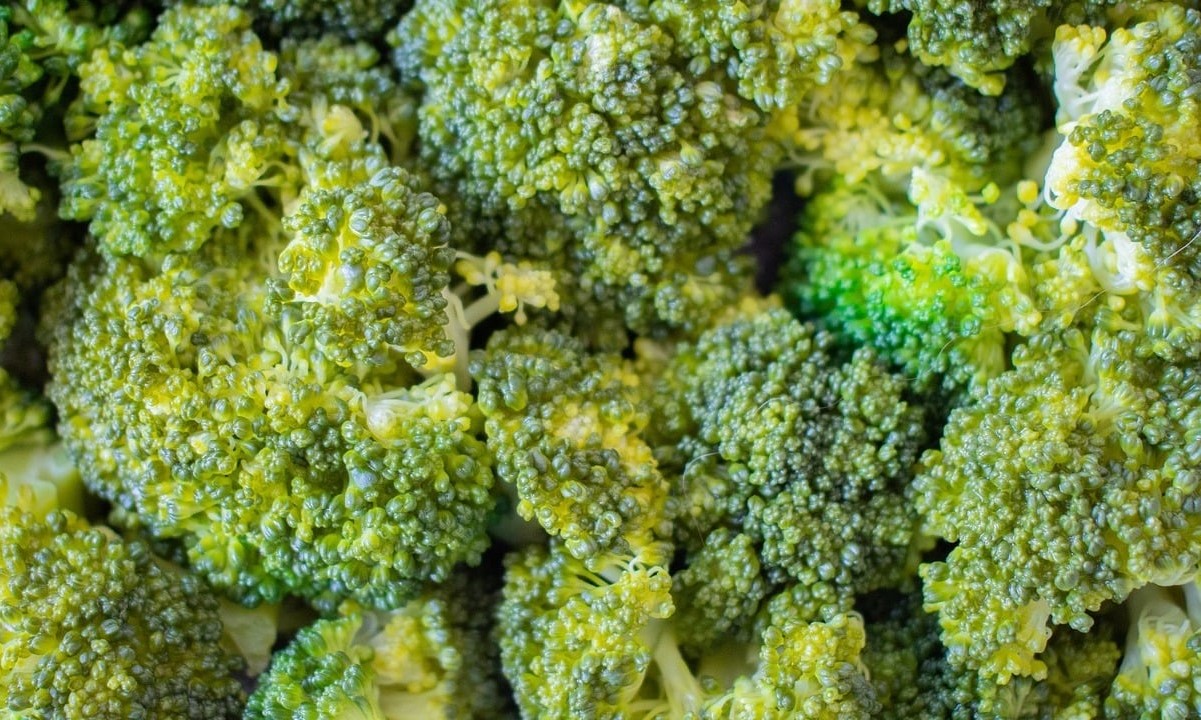 Shocking Truth: Yellow Broccoli - Is It Safe To Eat?