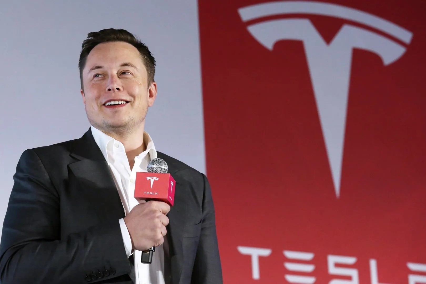 Tesla Founder’s Mind-Blowing Net Worth Revealed!