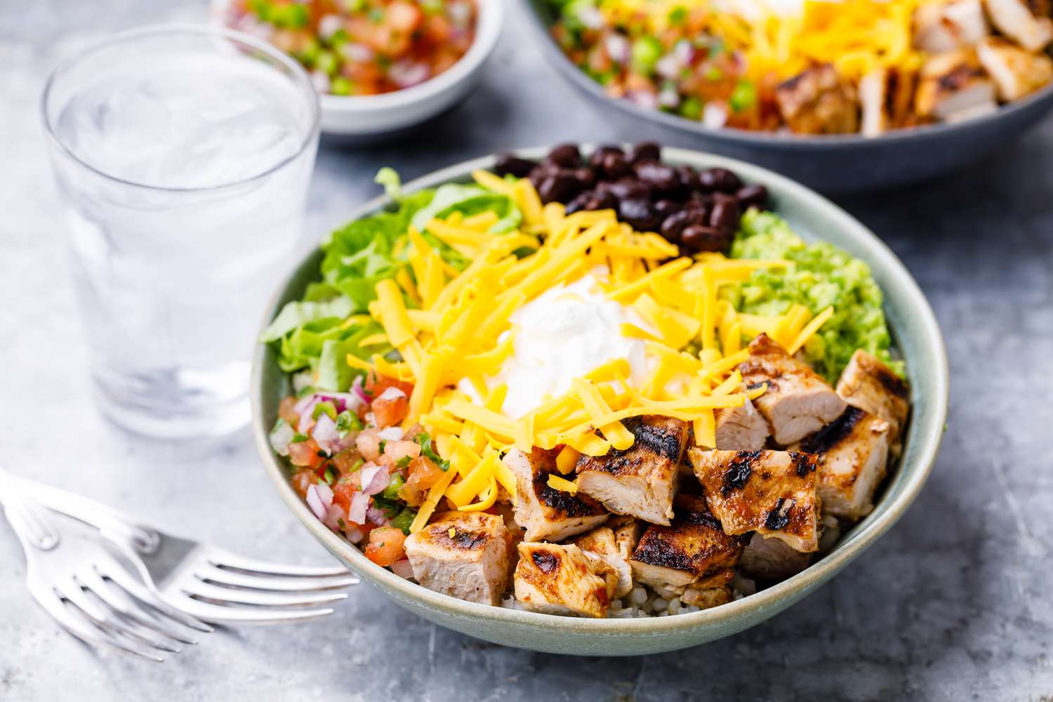 The Surprising Cheese You’ll Find In Chipotle Bowls