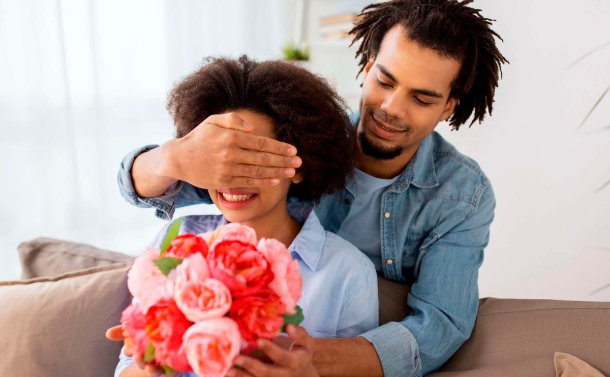 The Ultimate Guide To Chivalry: How To Treat Women Like Queens