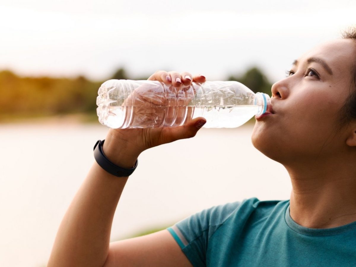The Ultimate Guide To Drinking 100 Ounces Of Water Daily – Stay Hydrated Like A Pro!