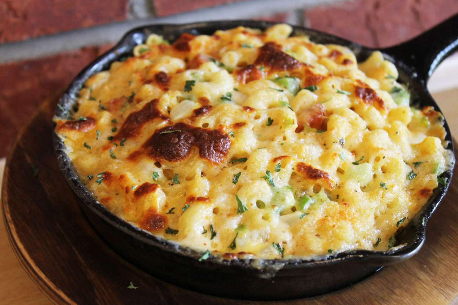 The Ultimate Guide To The Best Mac N Cheese Restaurants!