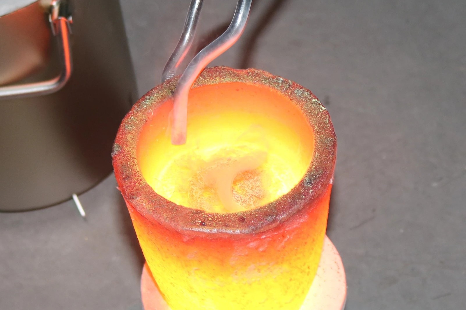 The Ultimate Hack To Easily Melt Copper Into A Flat Bar Of Stock