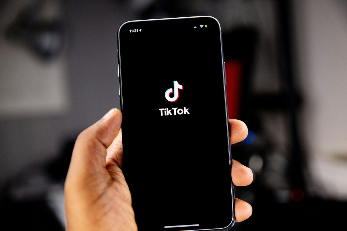 TikTok’s Secret: Can They Access Your Drafts?