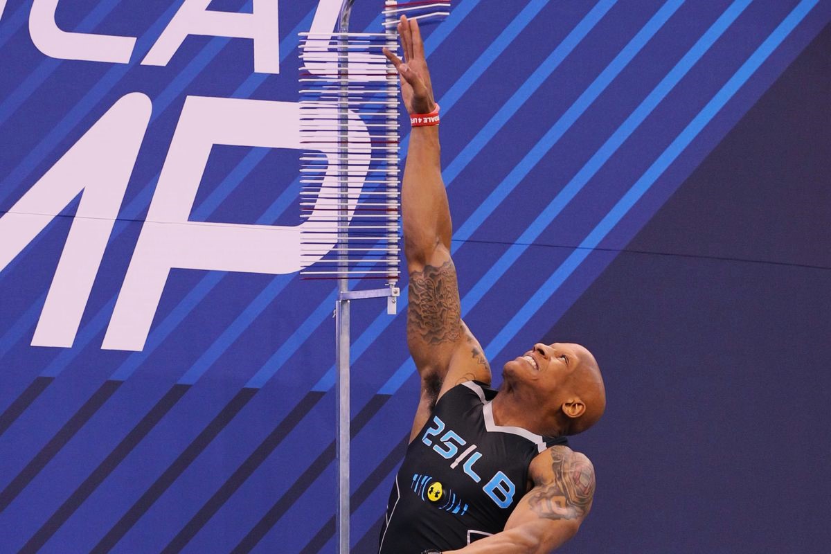 Unbelievable! Witness The Jaw-Dropping World Record Vertical Jump!