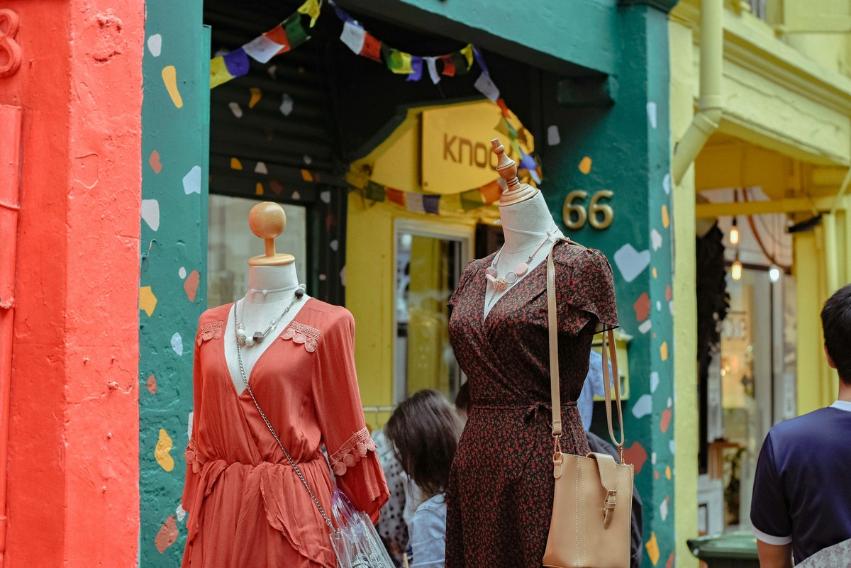 10 Easy Ways To Dress Down A Long Ruffle Dress For A Casual Vibe