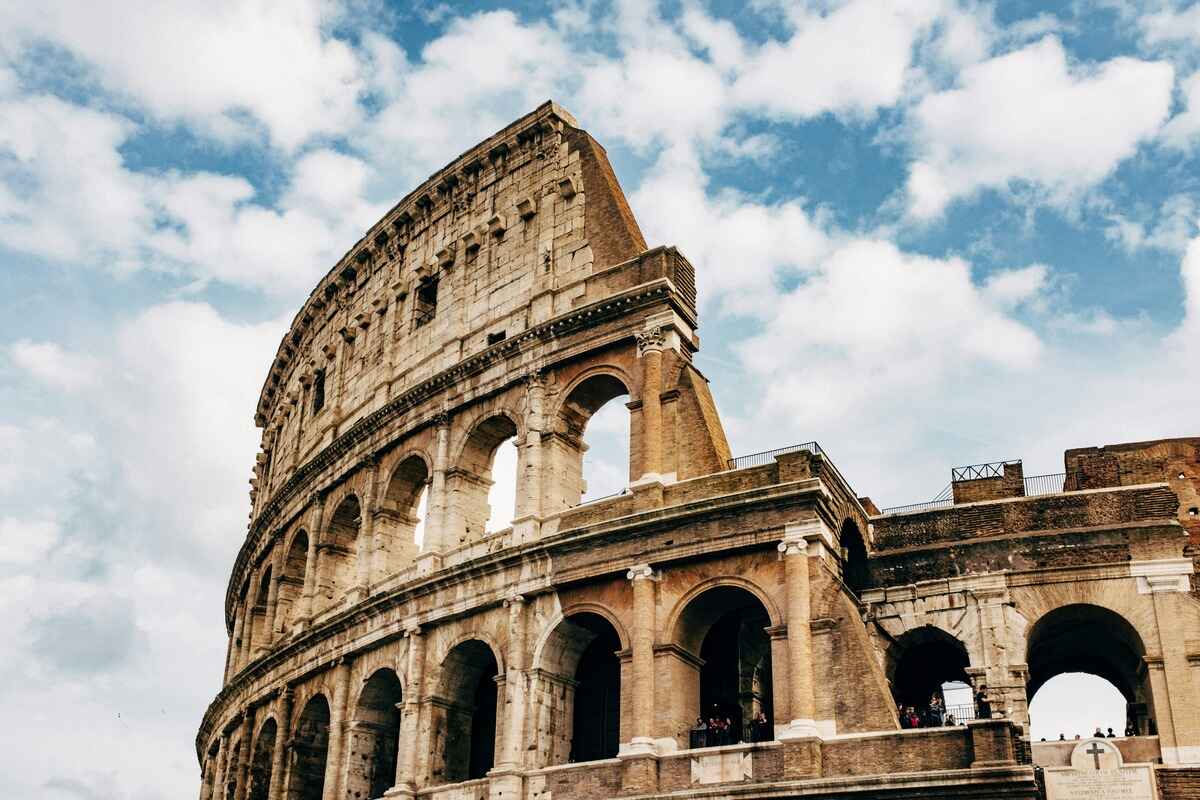 Discover The Most Popular Roman Last Names That Will Transport You To Ancient Times