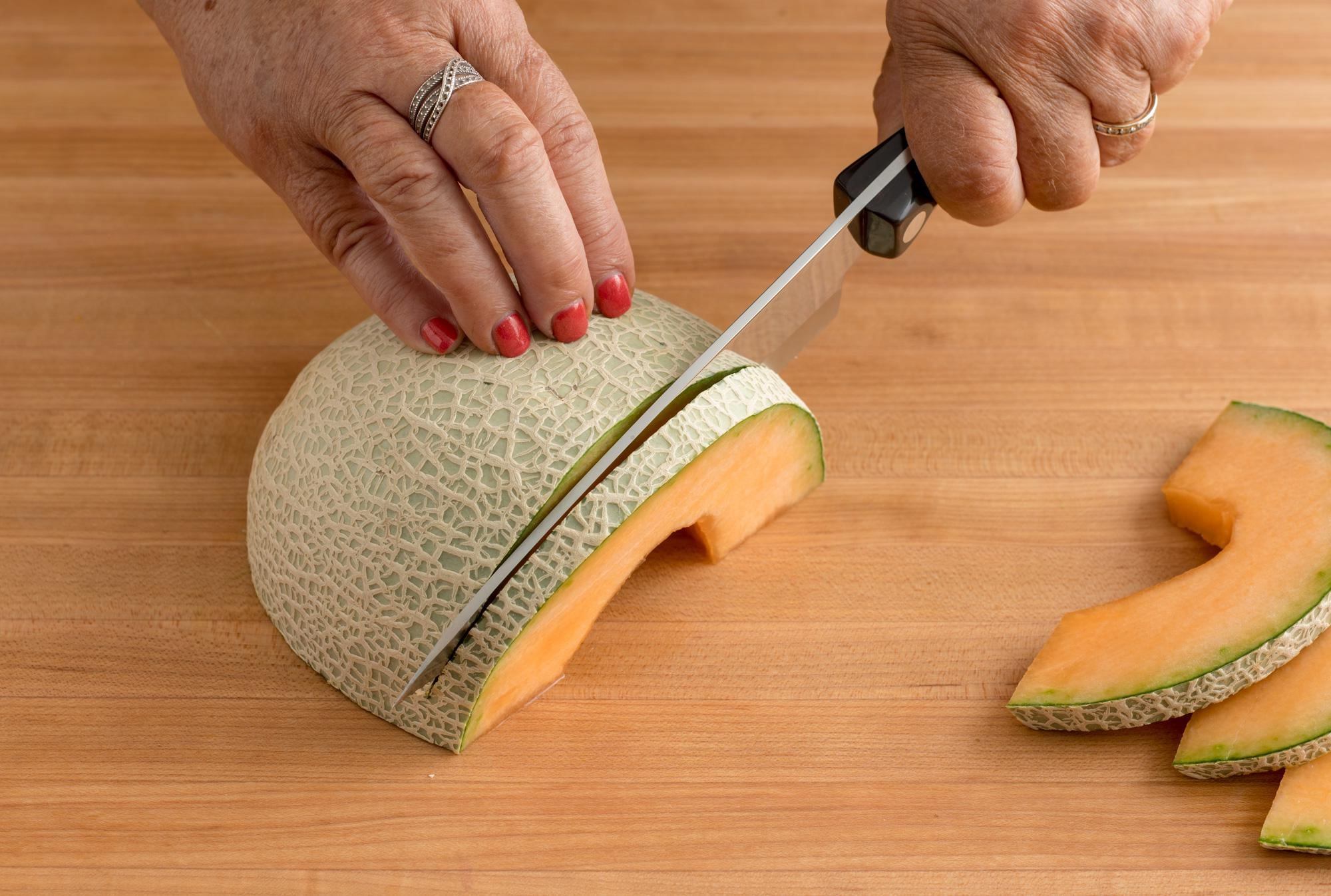 How To Cut A Cantaloupe