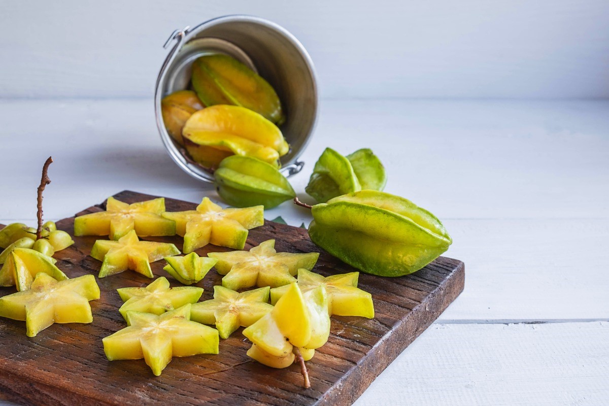 How To Cut Star Fruit