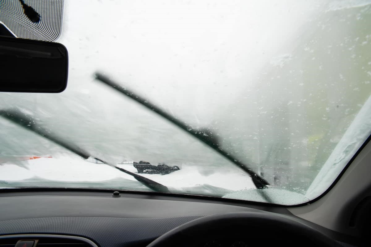 How To Keep Windshield From Fogging