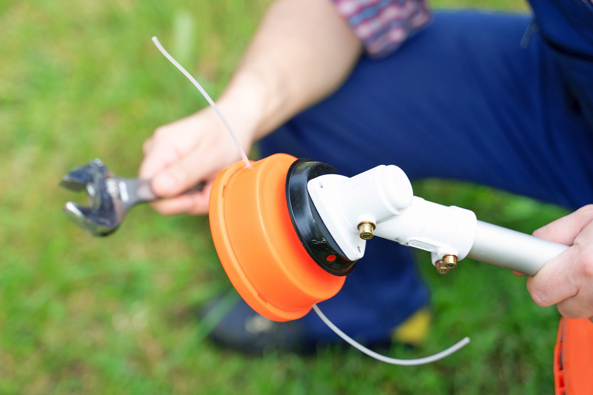 How To Put String In A Weed Eater