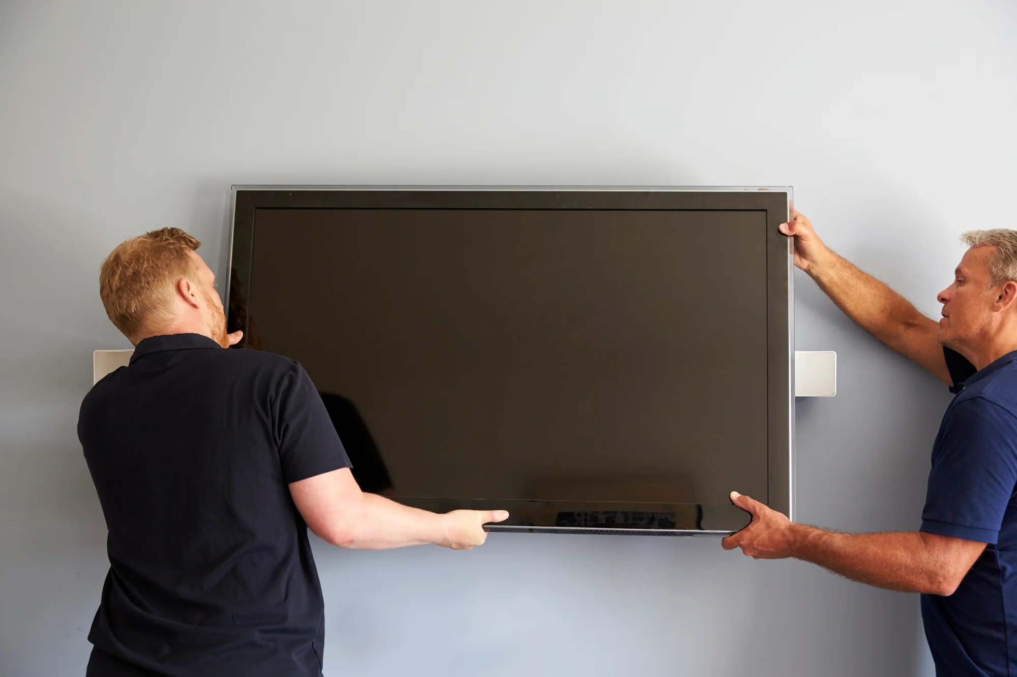 How To Remove A TV From A Wall Mount
