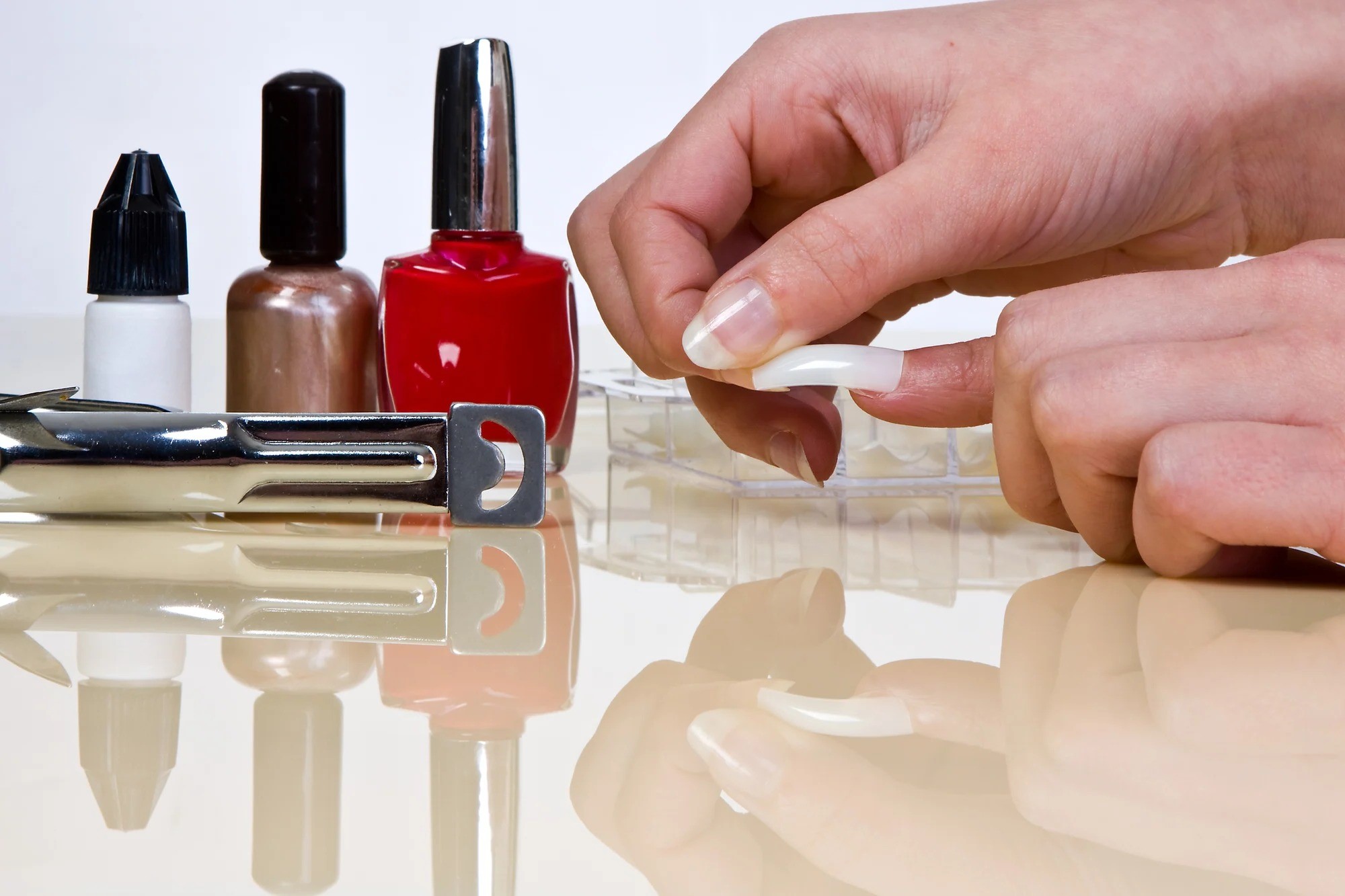 How To Remove Nail Glue