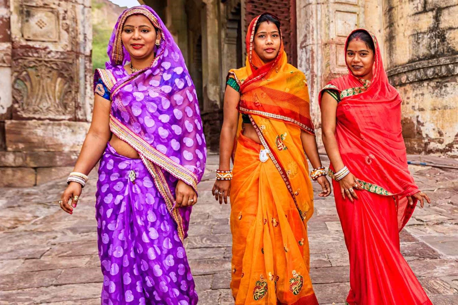 How To Wear A Sari