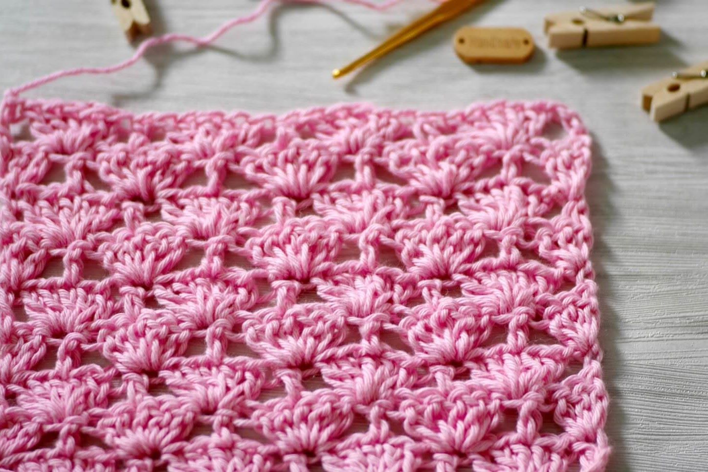 Master The Gorgeous Crochet Shell Stitch Pattern With These Easy Steps!