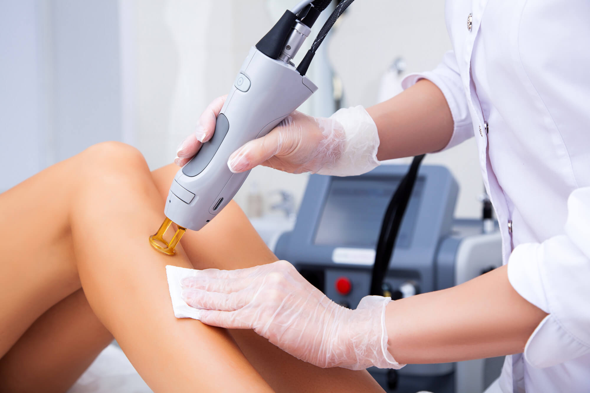 Shocking Revelation: Teen’s Battle Against Parents’ Controversial Demand For Laser Hair Removal!