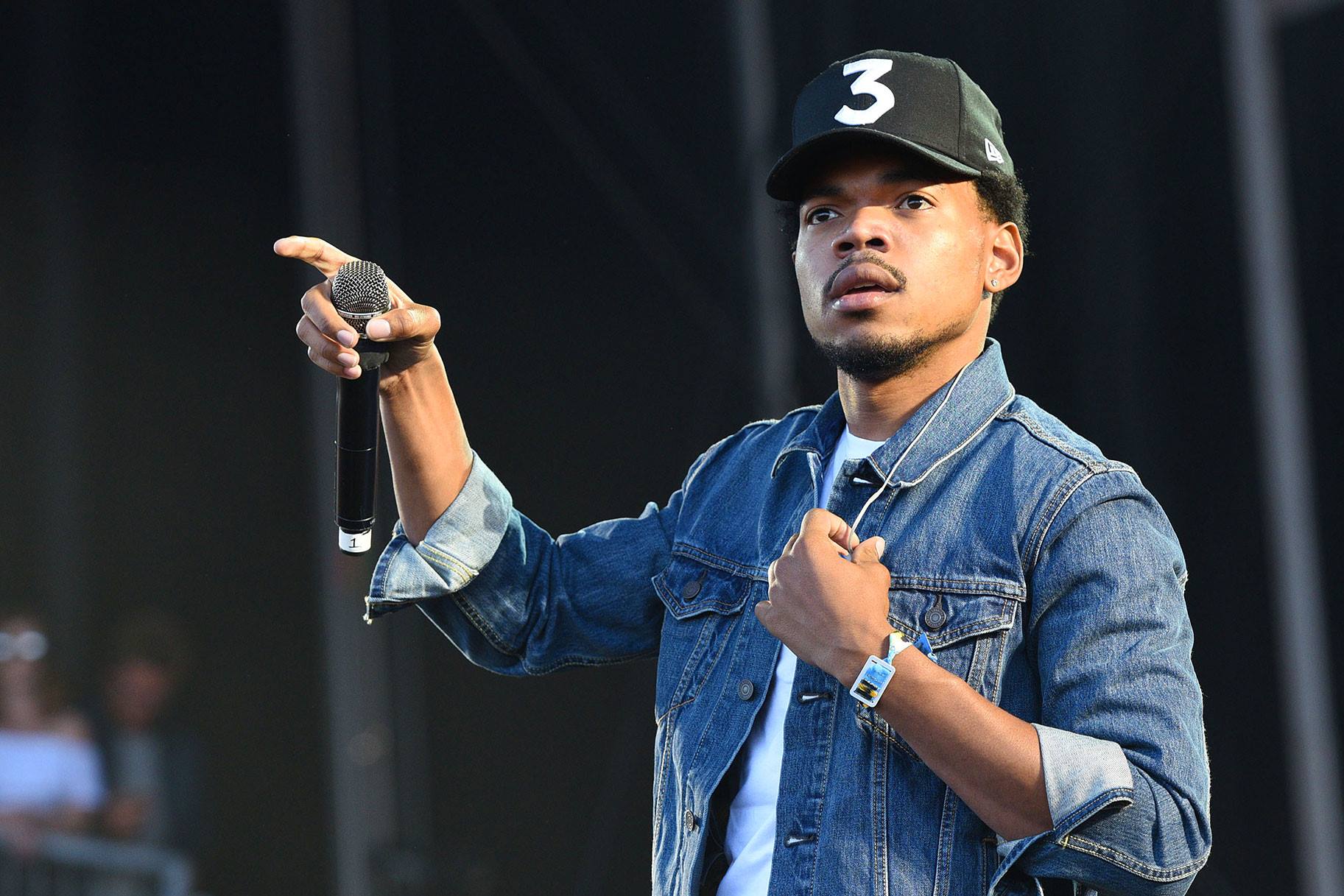 The Hidden Symbol Behind Chance The Rapper's Hat Will Blow Your Mind!