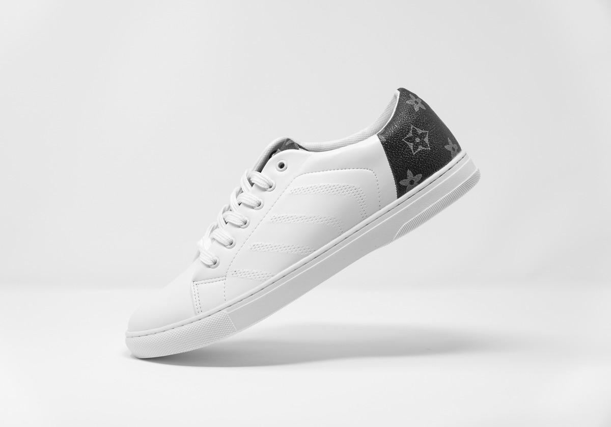 Top 10 Trendy Women's White Leather Sneaker Brands You Need To Know