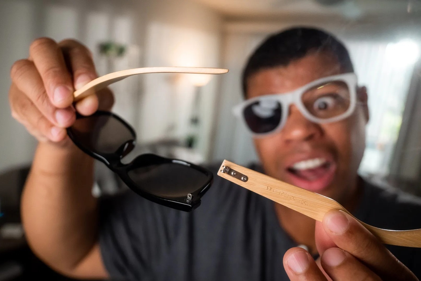 How To Get Super Glue Off Glasses Lens